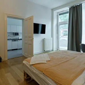 Near Warschauer Platz And Spree River Apartment Berlin